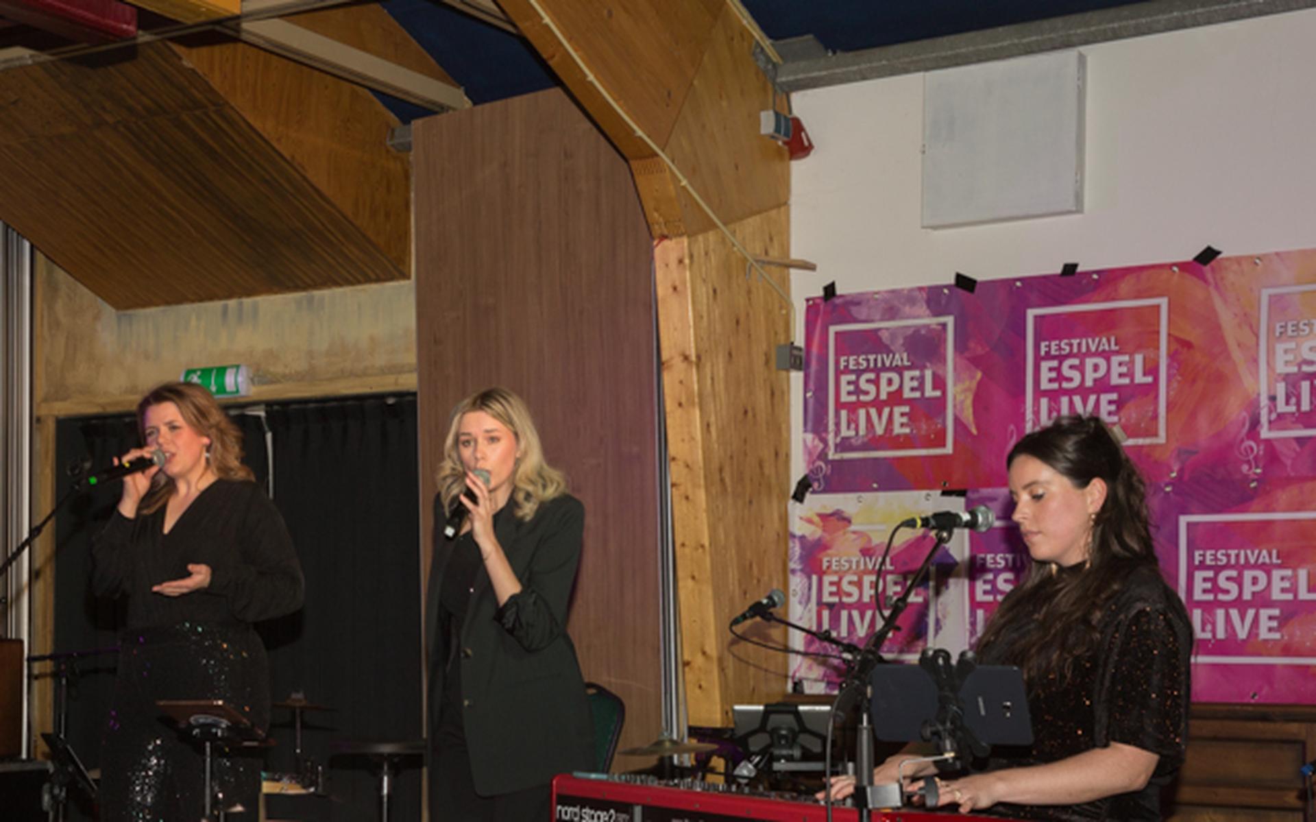 Espel Live Inside groot succes: 'Publiek in De Ducdalf was dolenthousiast'