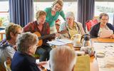 Met de welzijnsstrippenkaart kunnen ouderen meedoen aan activiteiten in de verzorgingscentra van Zorggroep Oude en Nieuwe Land.