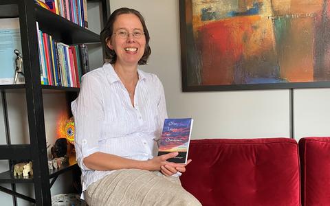 Psycholoog Sanne de Bree Wondergem in haar praktijk in Emmeloord.