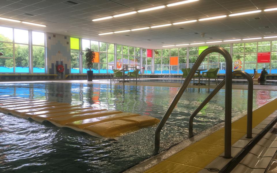 Het college kiest er voor om door te gaan met de vernieuwing van het zwembad.