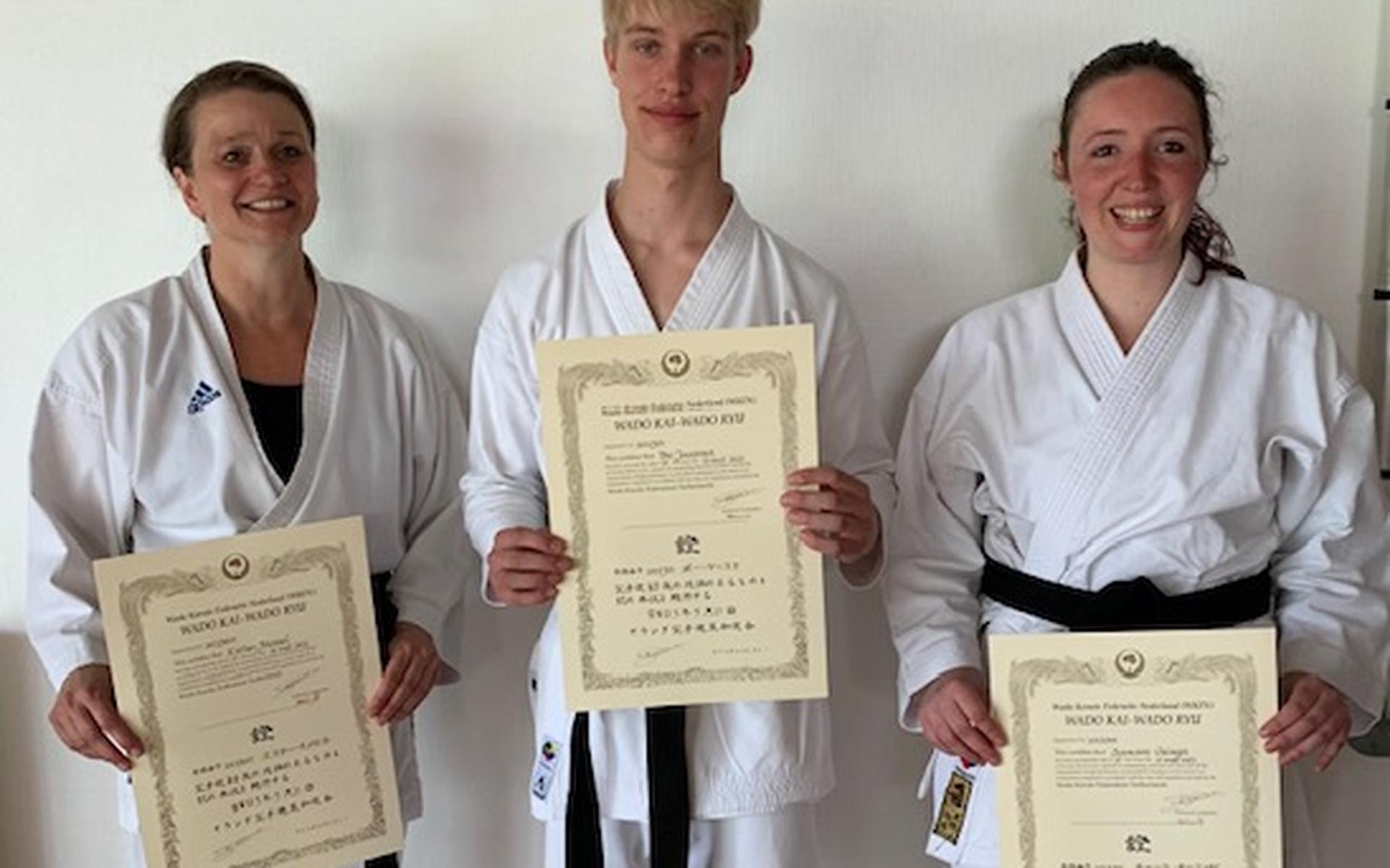 De drie geslaagden.